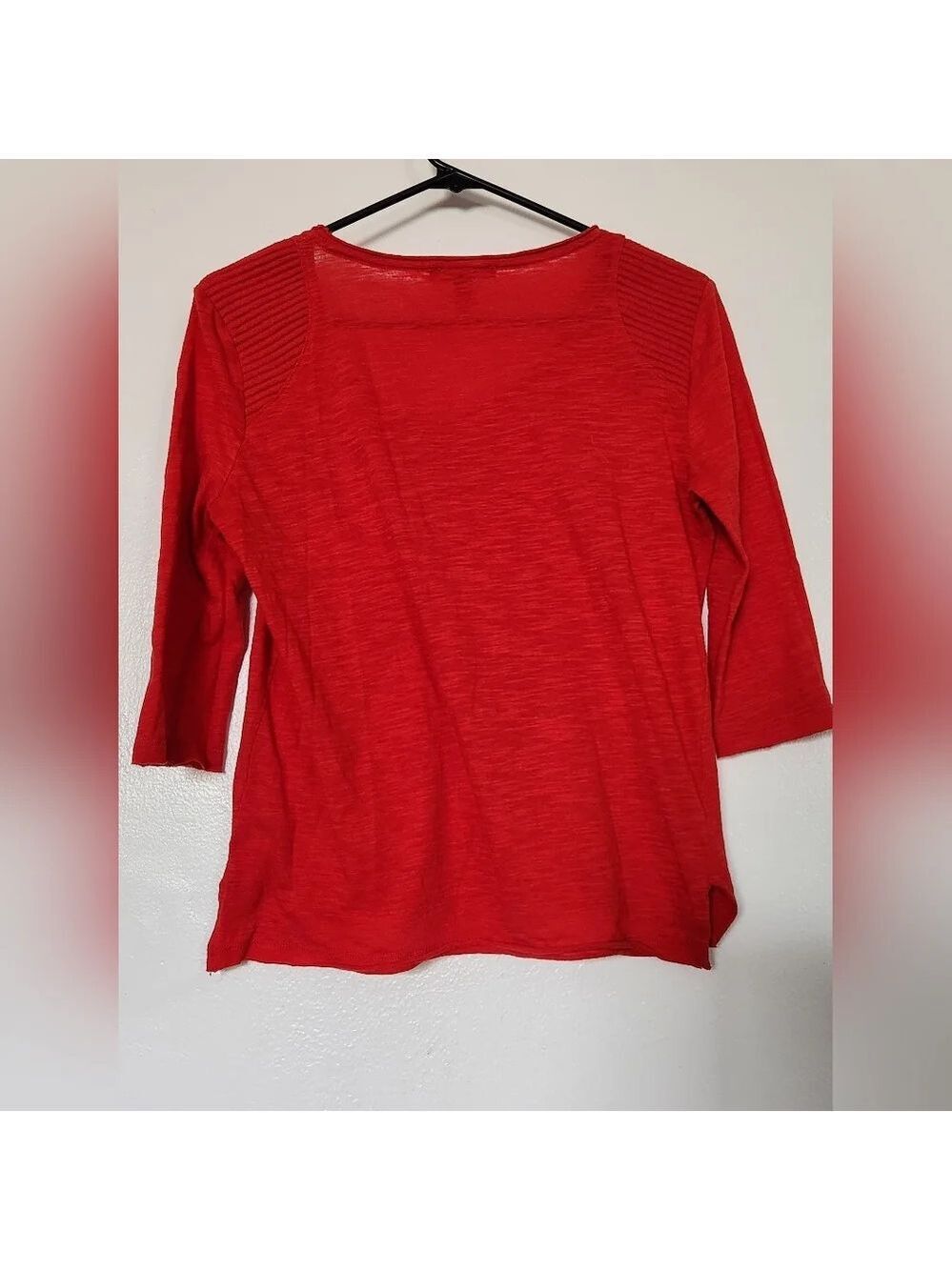 Mango Red Top - Picture 2 of 2